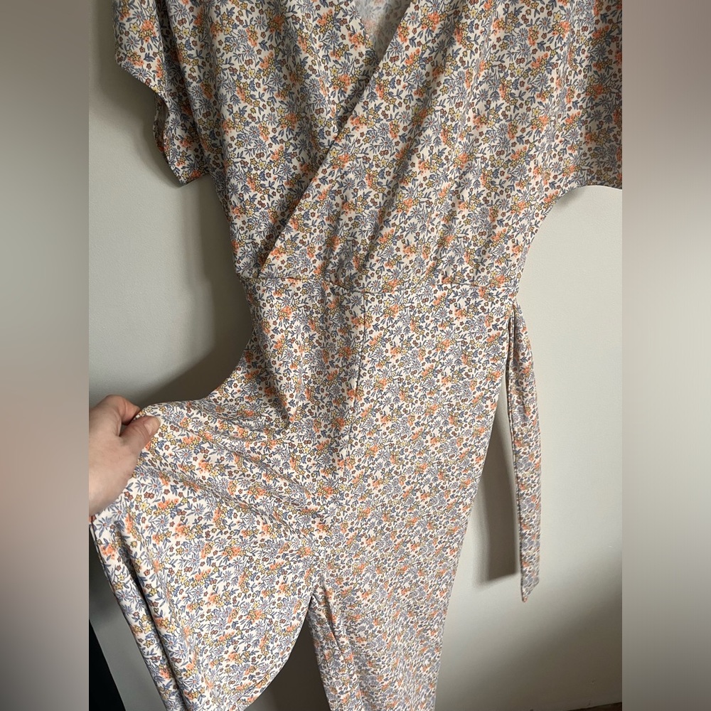 H&M jumpsuit - Picture 8 of 9